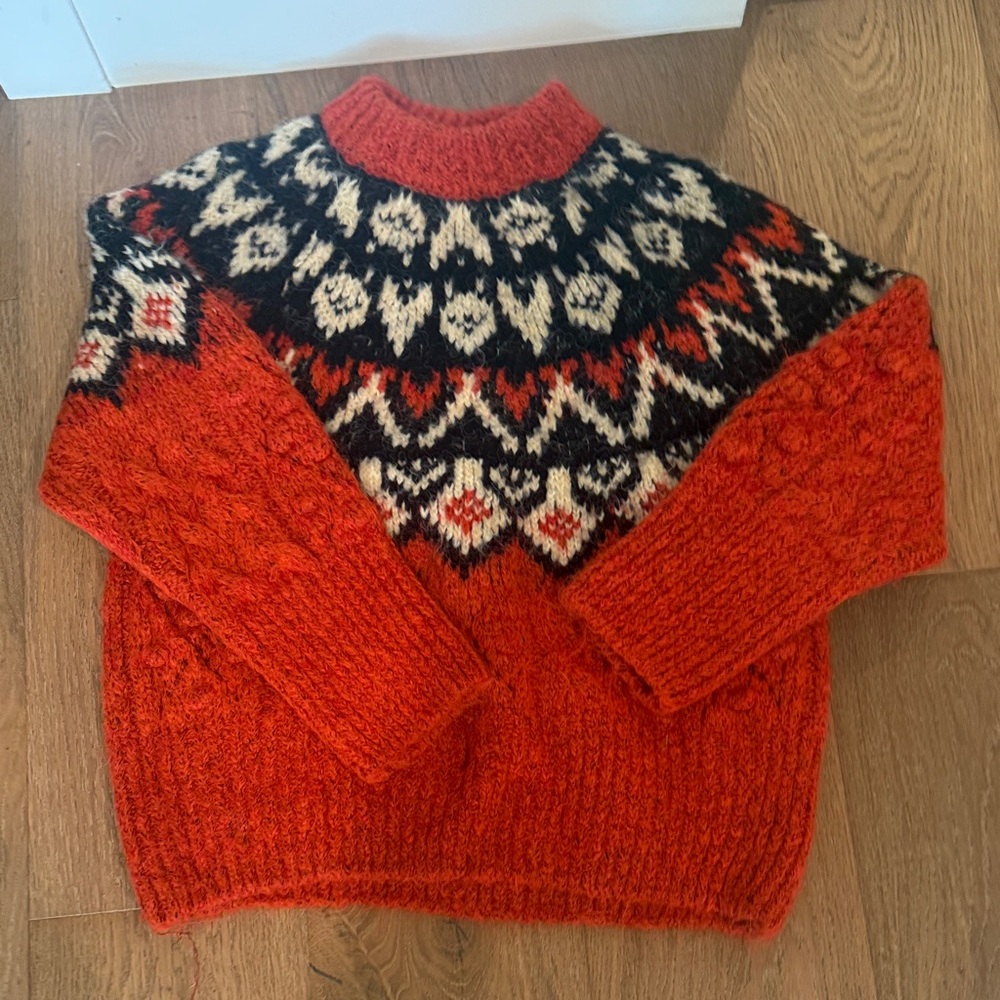 Zara Vibrant Red and Black Geometric Crew Neck Sweater